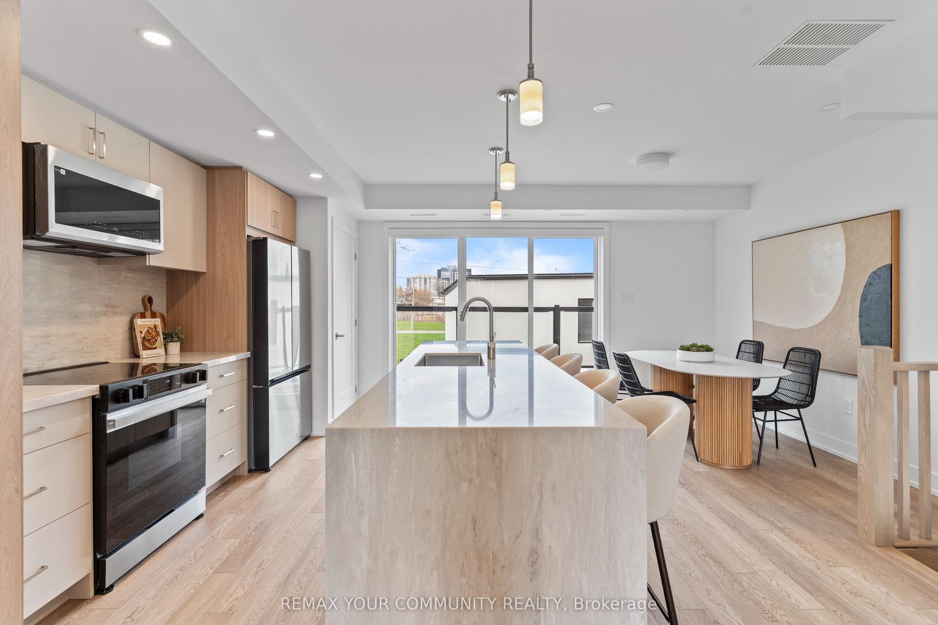 15 Acorn Avenue 3 #3, Toronto — Detached for lease, photo 1