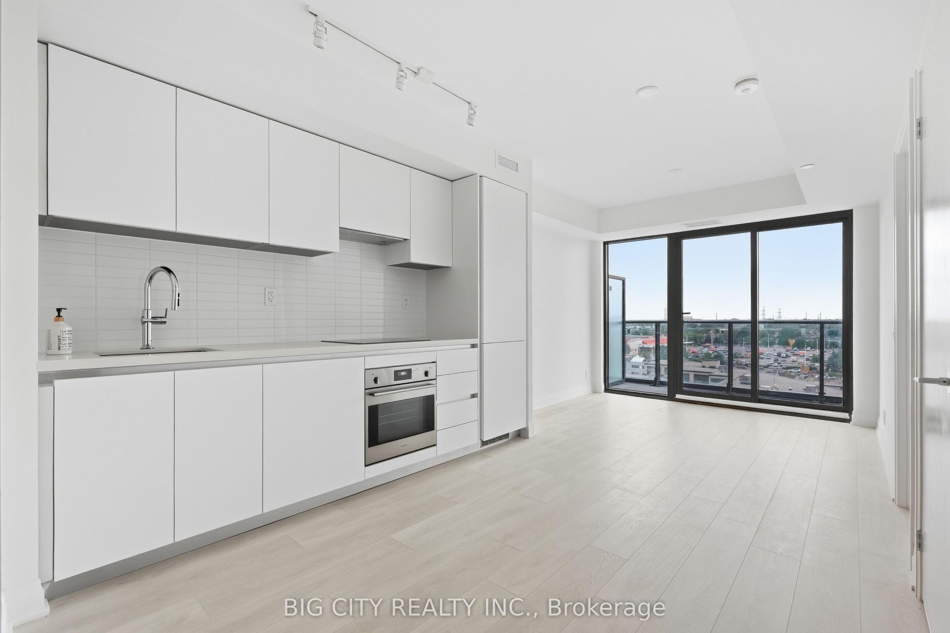 25 Frederick Todd Way 701 #701, Toronto — Condo for lease, photo 1
