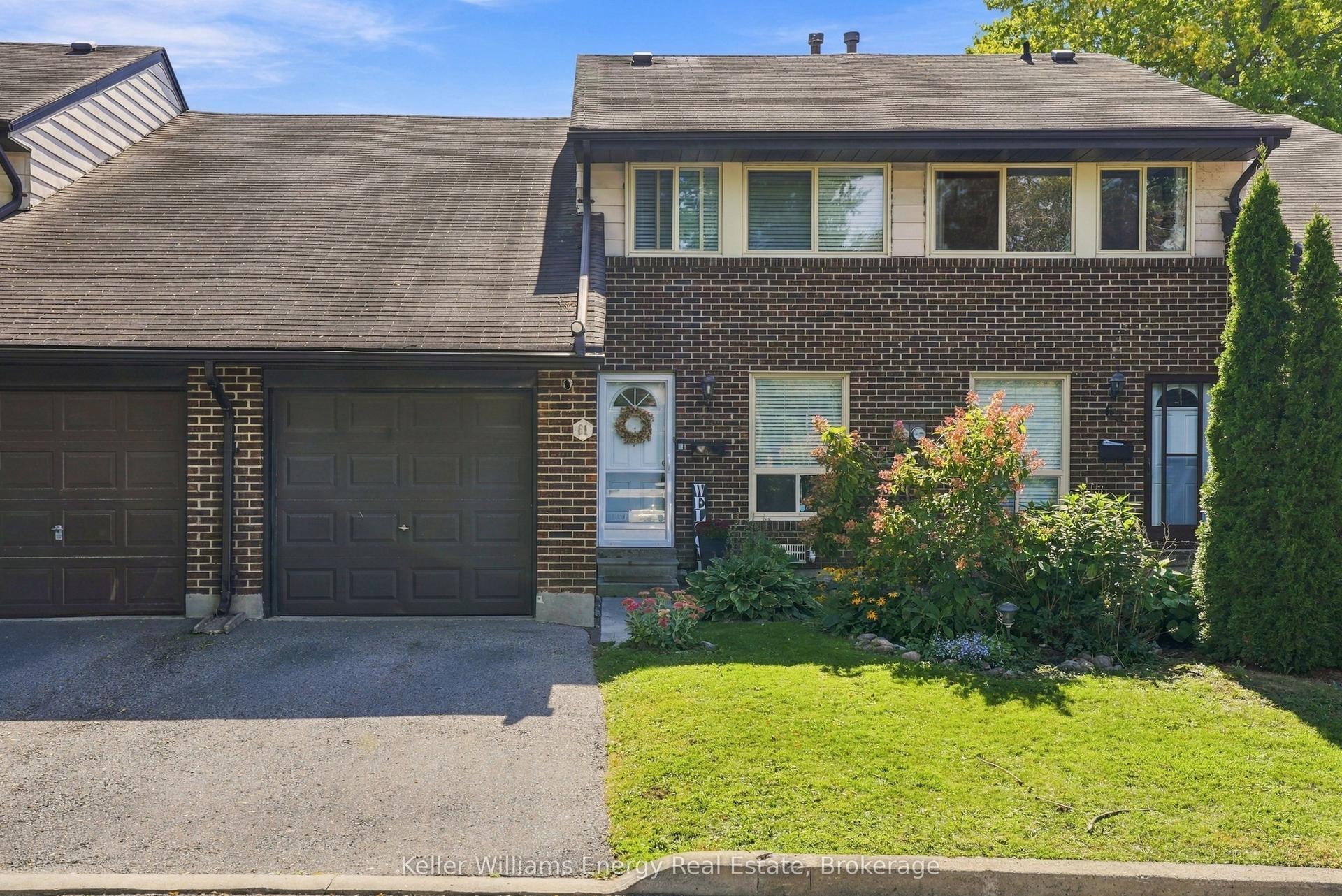 155 Glovers Road 61 #61, Oshawa — Condo Town for sale, photo 1