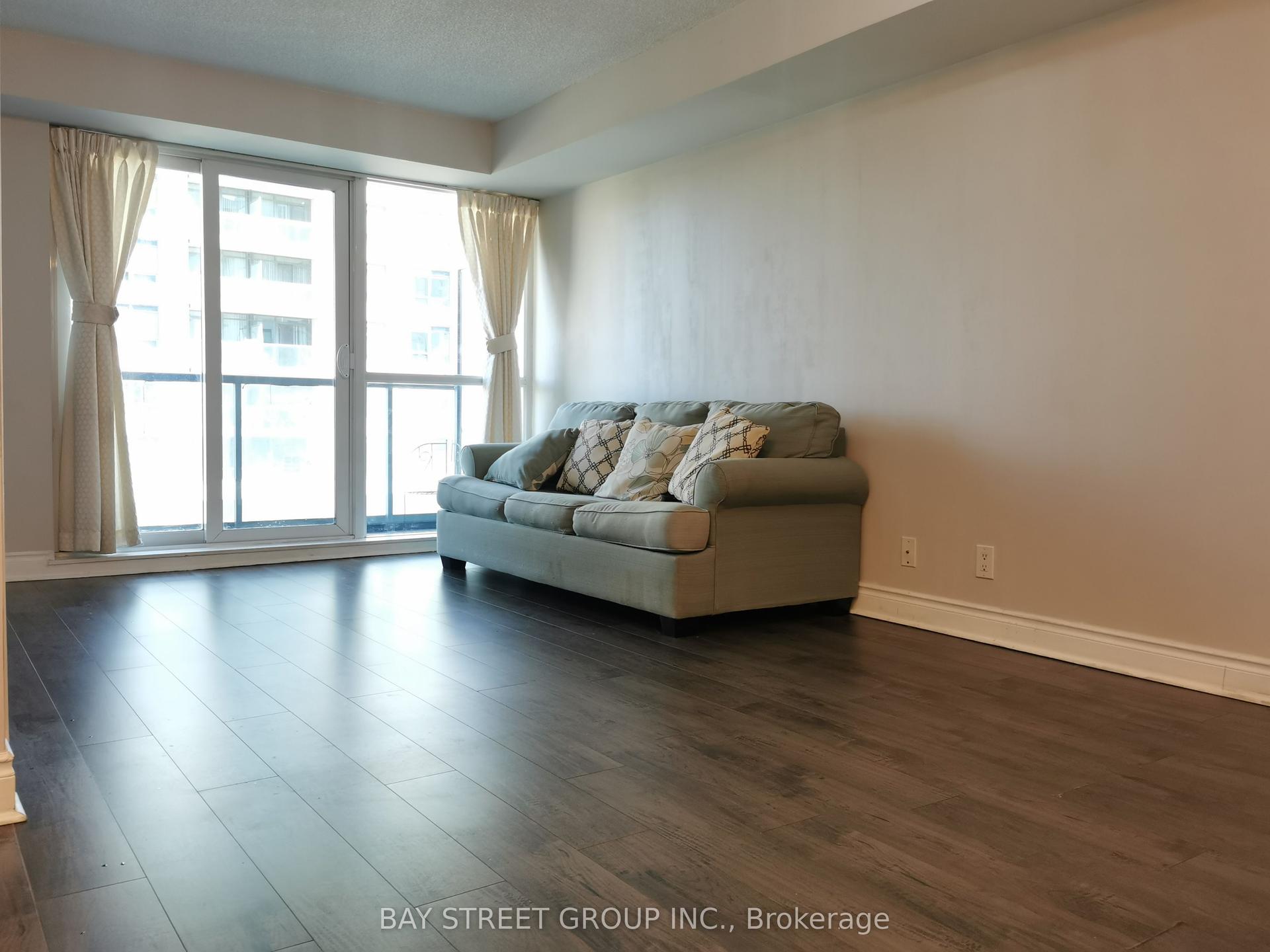 32 Clegg Road 517 #517 — photo 1