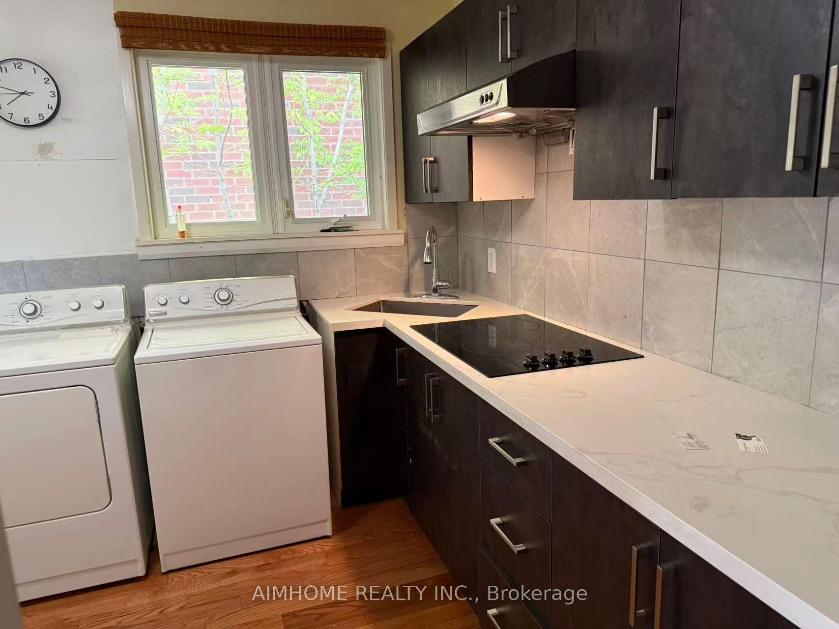 256 Patricia Avenue Main #Main — photo 1