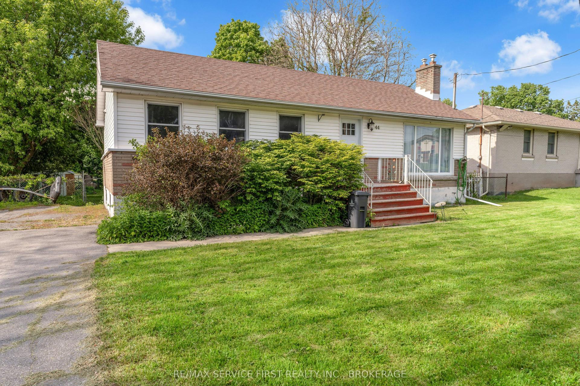 44 Cranbrook Street — photo 1