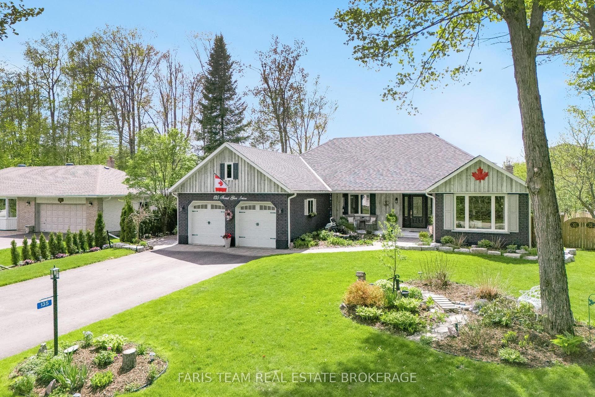 135 Forest Glen Drive, Gravenhurst — Detached for sale, photo 1
