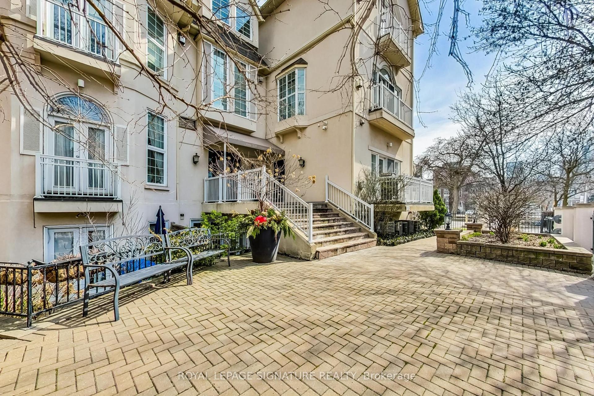 539 Jarvis Street M11 #M11 — photo 1