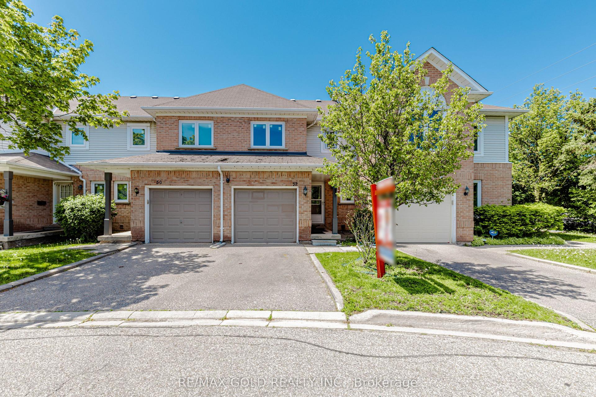 52 Wickstead Court, Brampton — Condo Town for sale, photo 1
