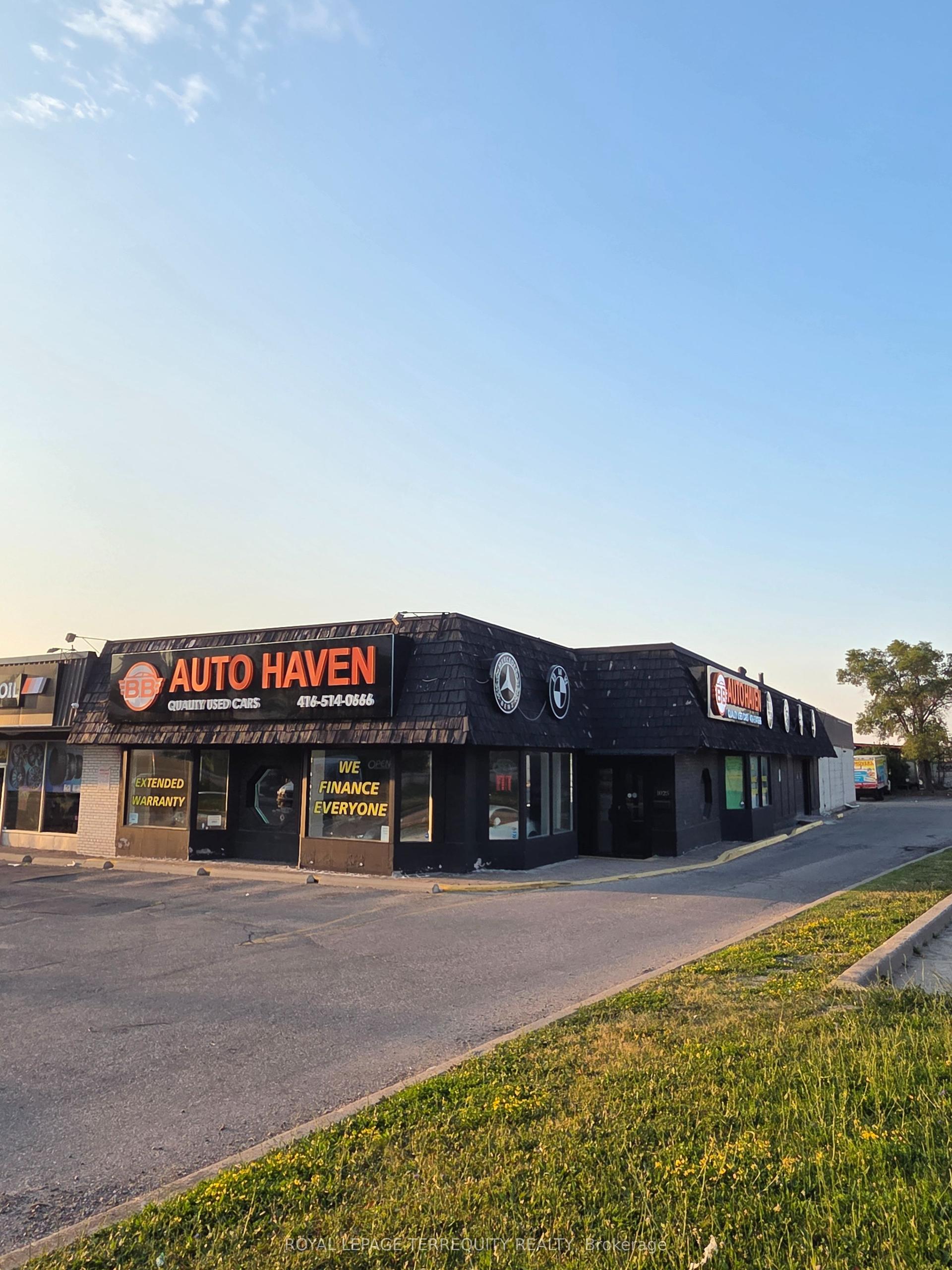 1025 Finch Avenue W, Toronto — Commercial for sale, photo 1