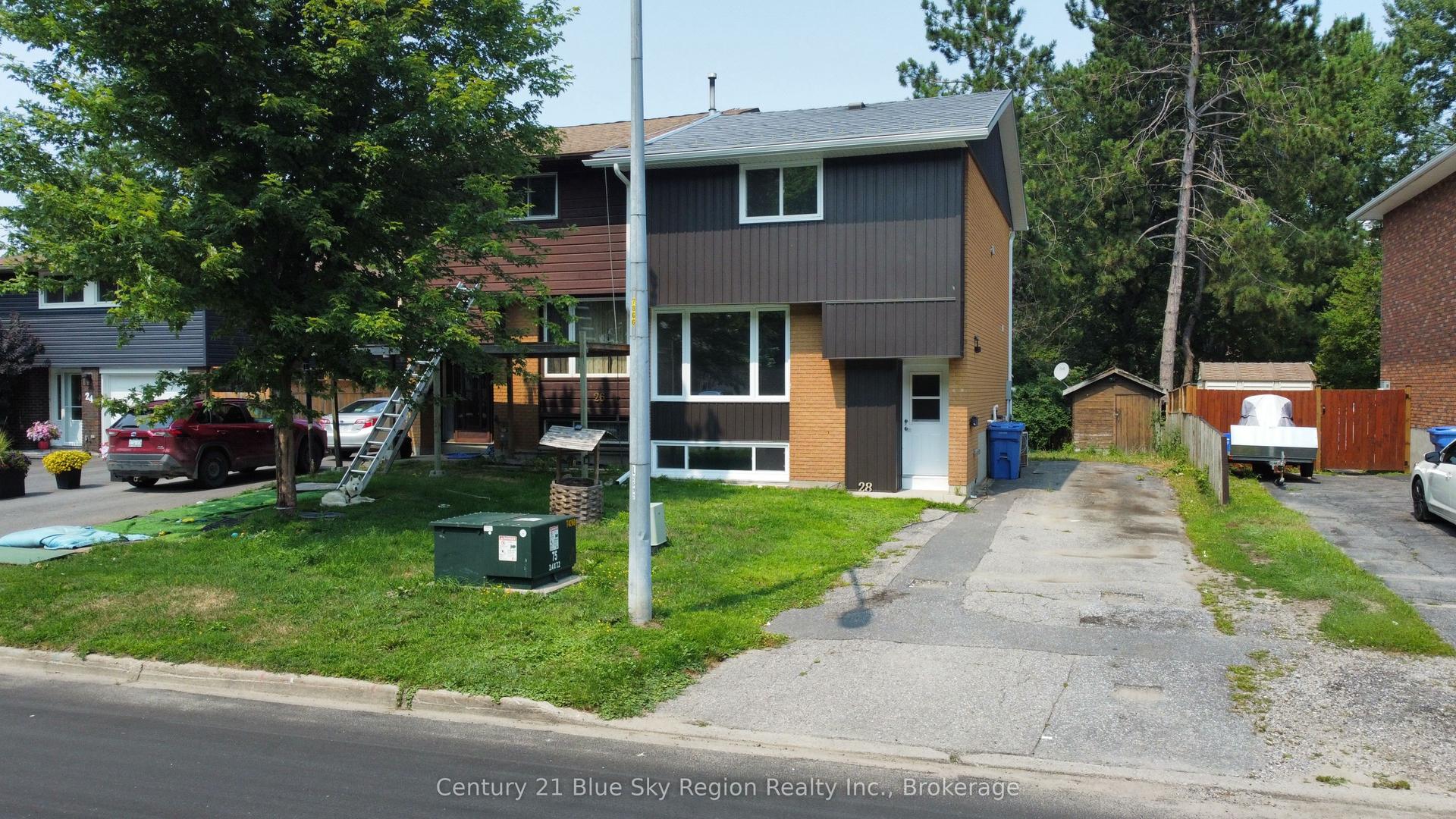 28 Lovell Avenue, North Bay — Semi-Detached for sale, photo 1
