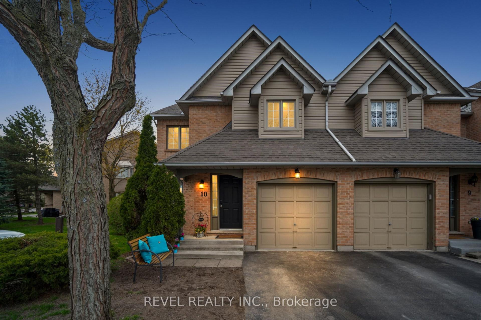 320 Hamilton Drive 10 #10, Hamilton — Condo Town for sale, photo 1