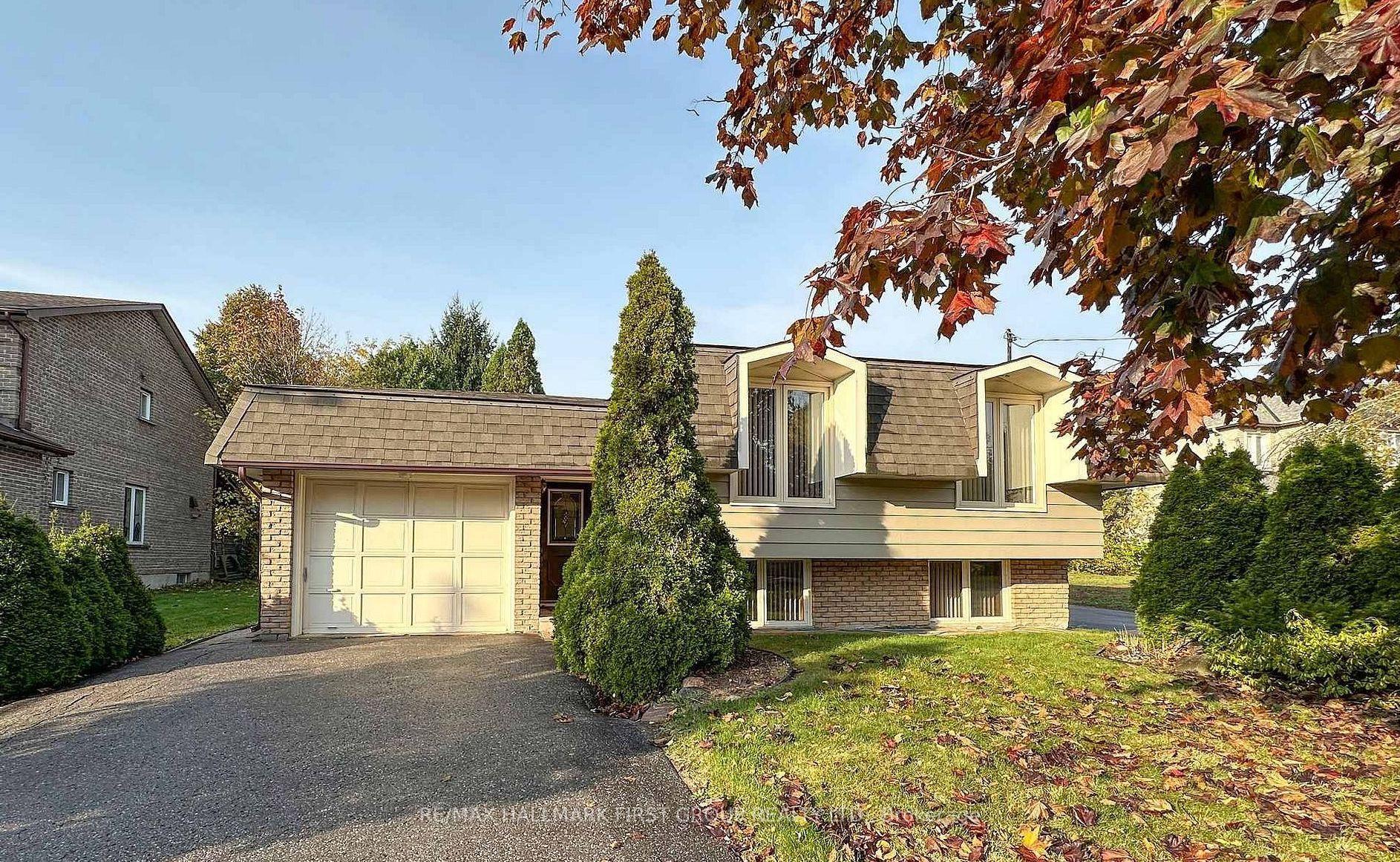 1946 Spruce Hill Road, Pickering — Detached for sale, photo 1