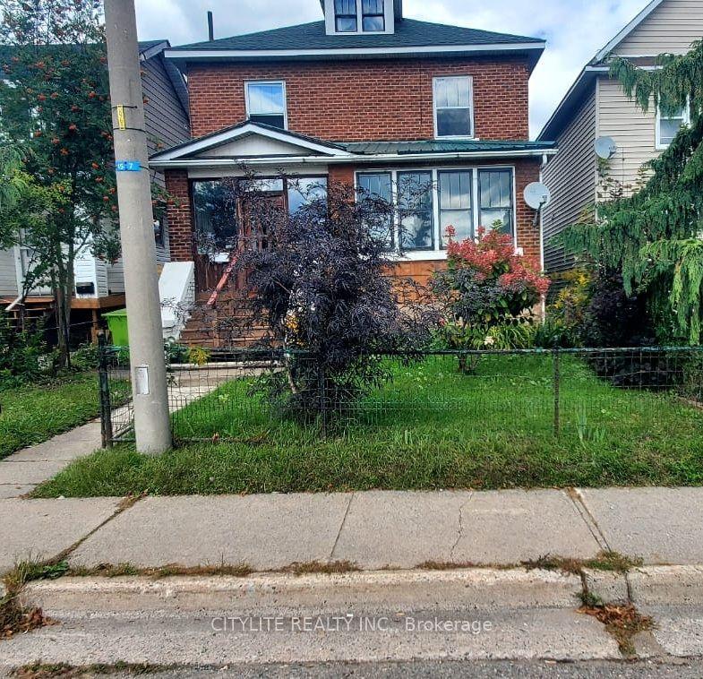 244 Albert Street W — photo 1