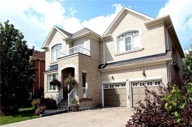 43 Larkmead Crescent — photo 1