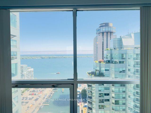 10 Yonge Street 2702 #2702, Toronto — Condo for lease, photo 1