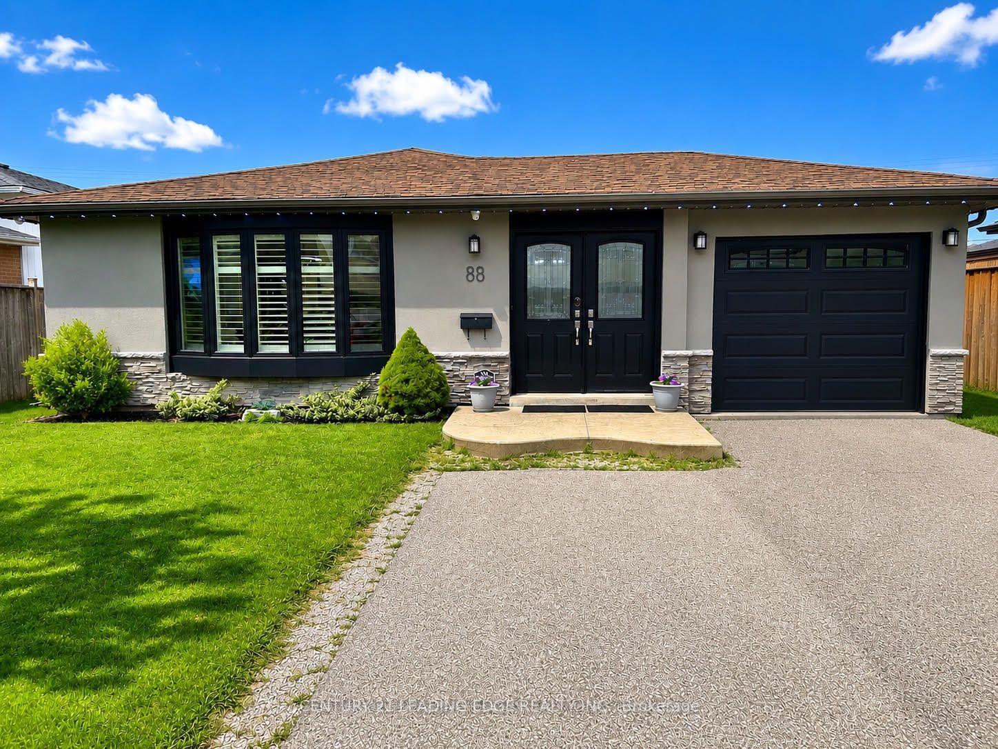 88 Gregory Road, Ajax — Detached for lease, photo 1