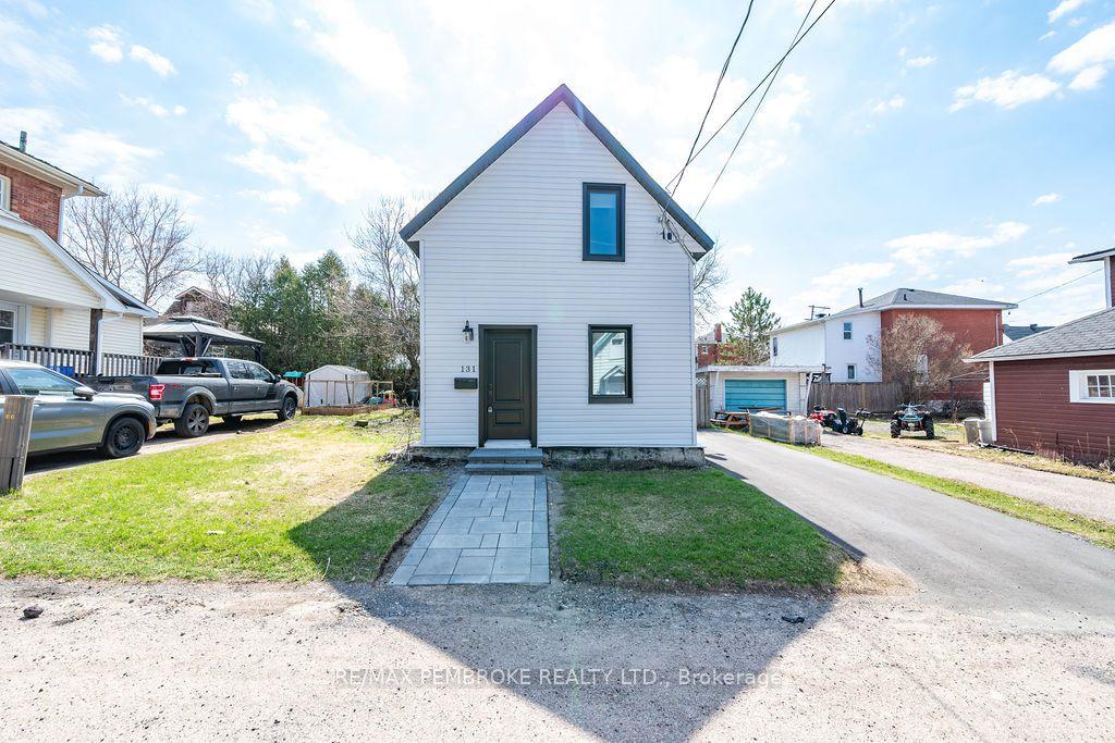 131 Patrick Avenue — photo 1