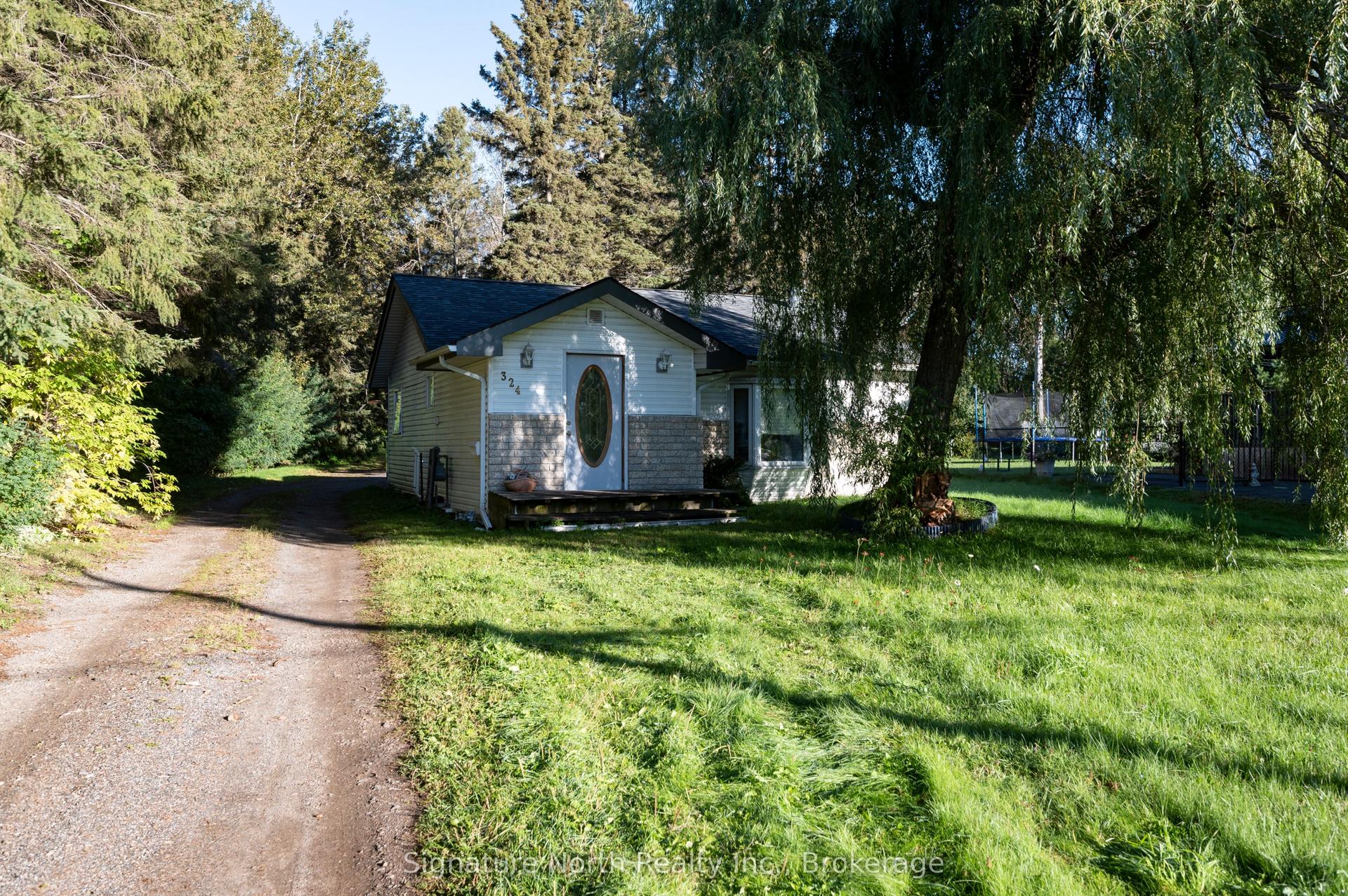 324 Fassina Street, Thunder Bay — Detached for sale, photo 1