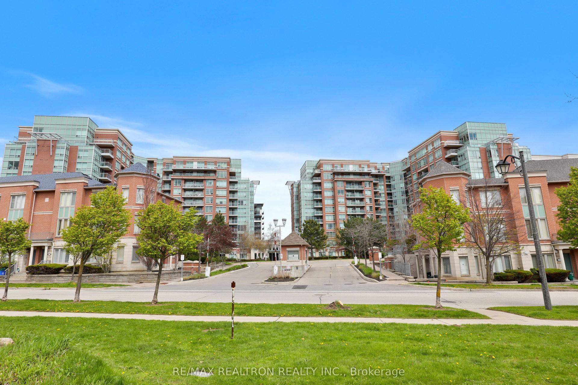 48 Suncrest Boulevard 112 #112, Markham — Condo for sale, photo 1