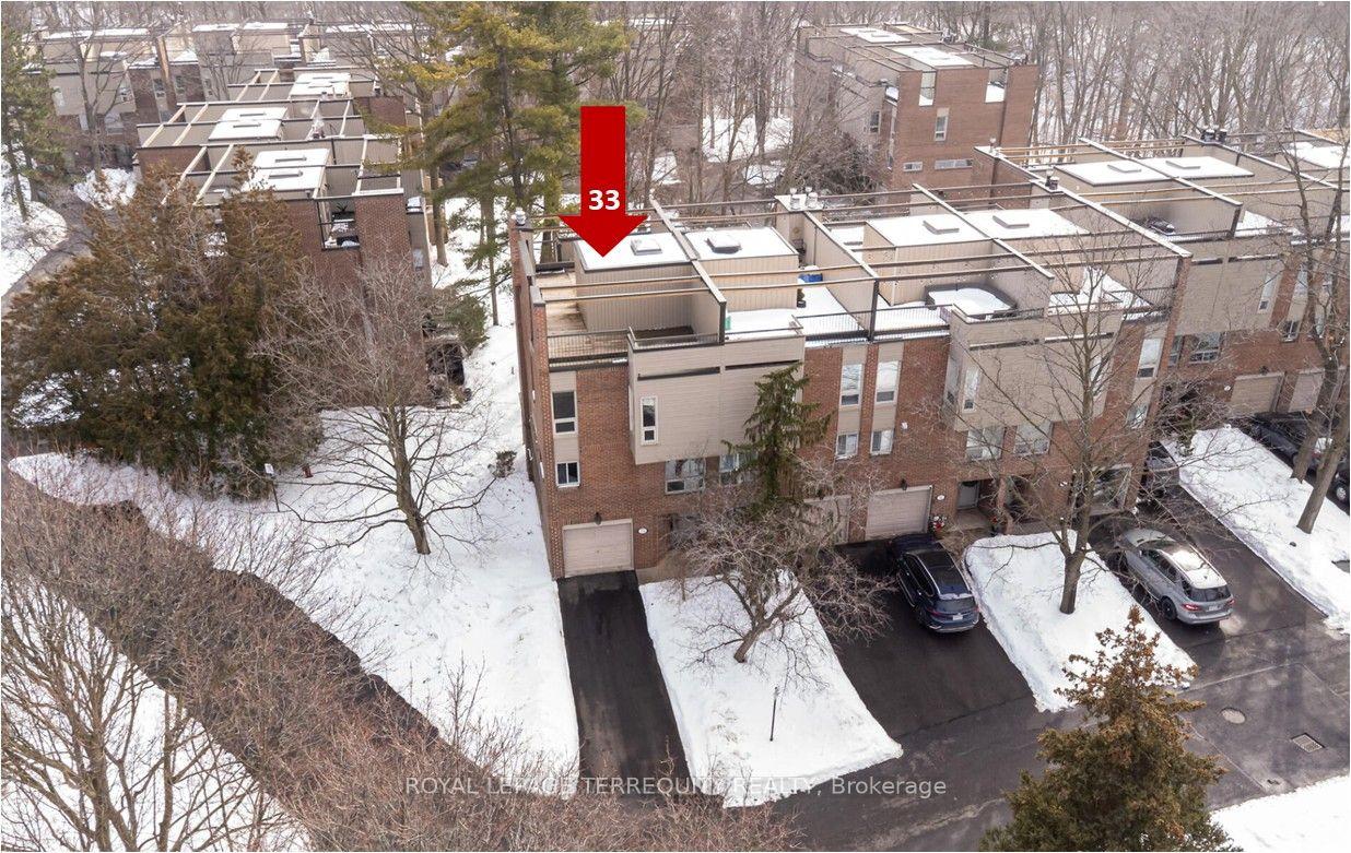 1250 Marlborough Court 33 #33 — photo 1