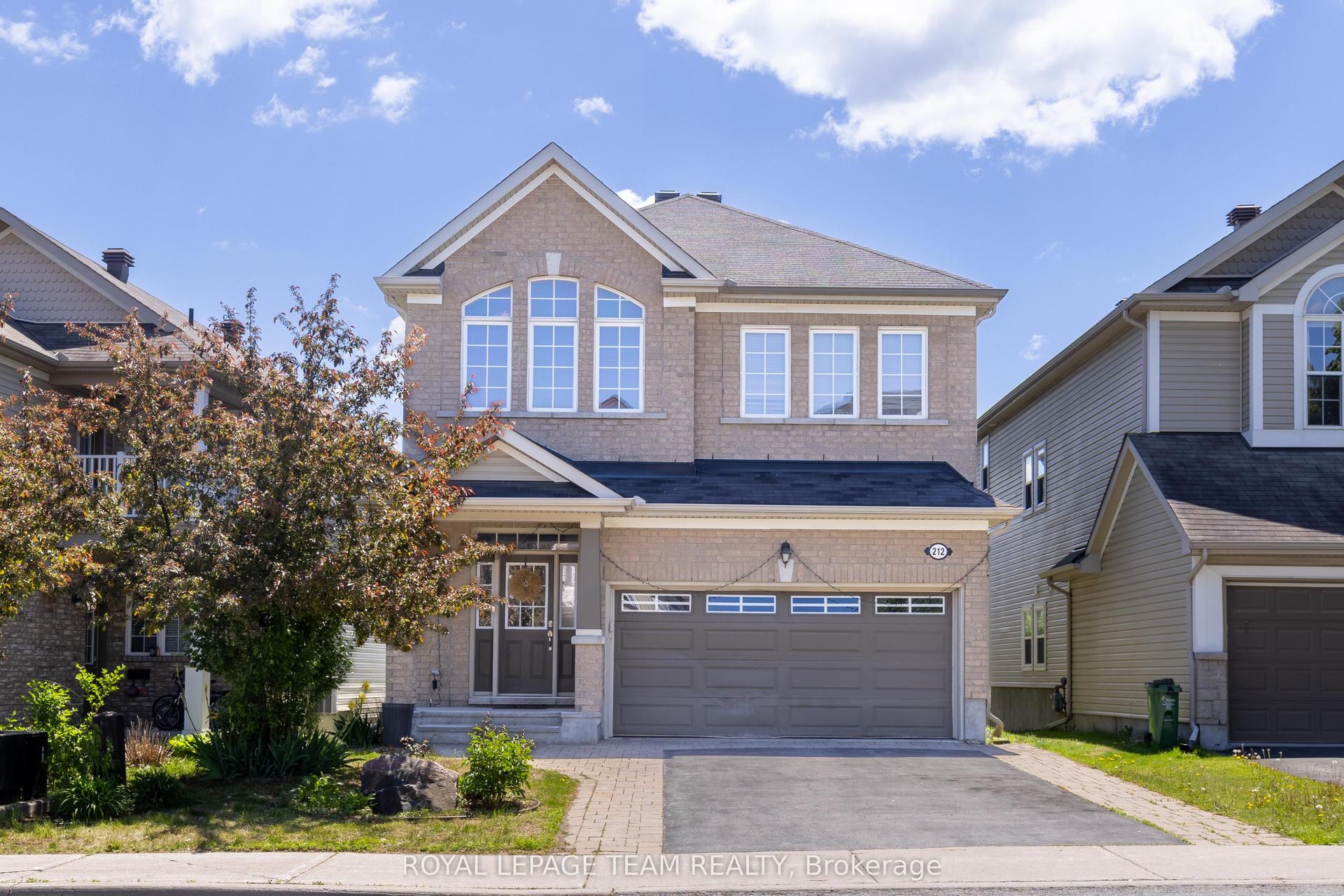 212 HUNTSVILLE Drive — photo 1