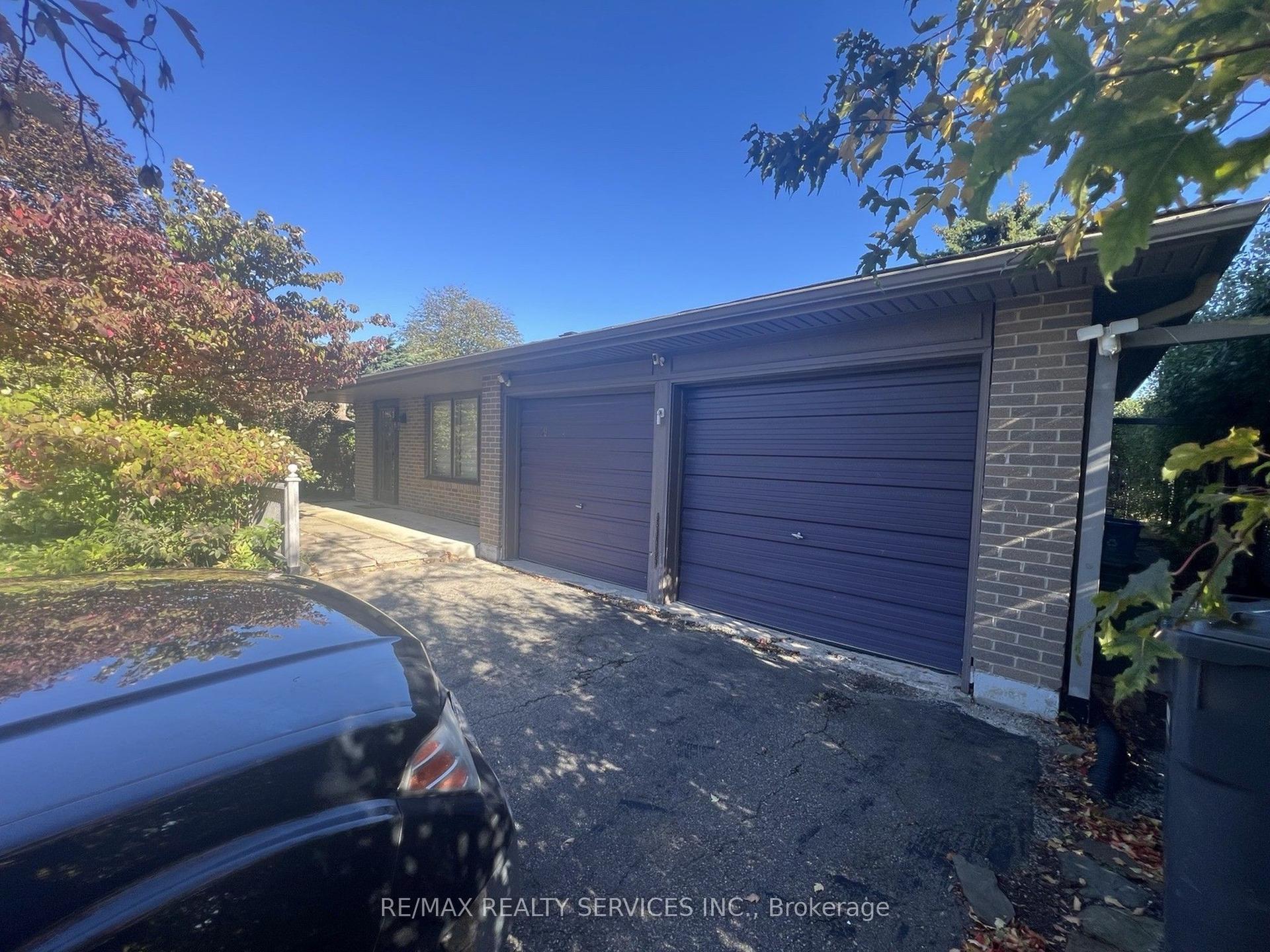 39 Golf View Drive, Brampton — Detached for sale, photo 1