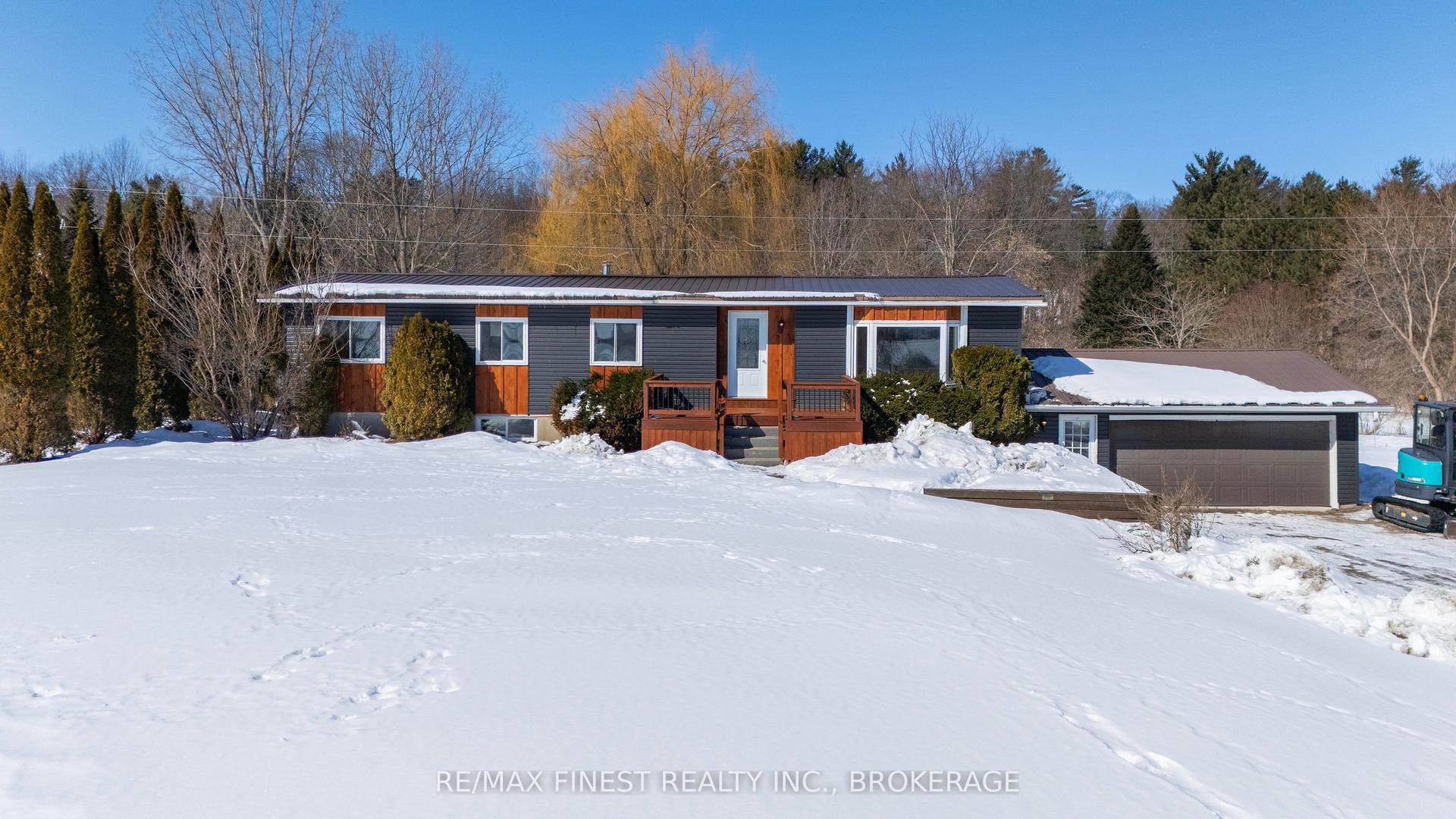 1162 Thousand Islands Parkway — photo 1