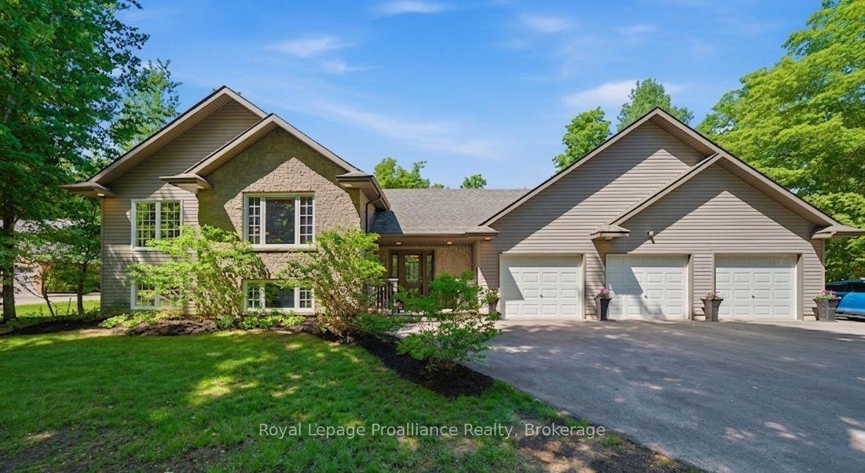 1098 Stoney Point Road — photo 1