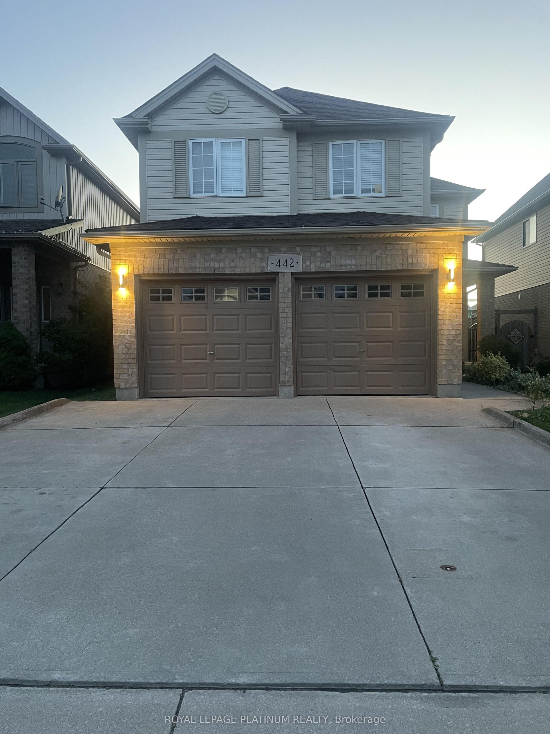 442 Chelton Road — photo 1