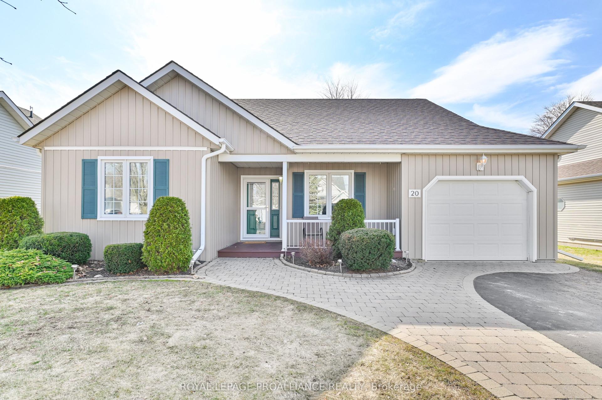 20 Lockwood Drive — photo 1