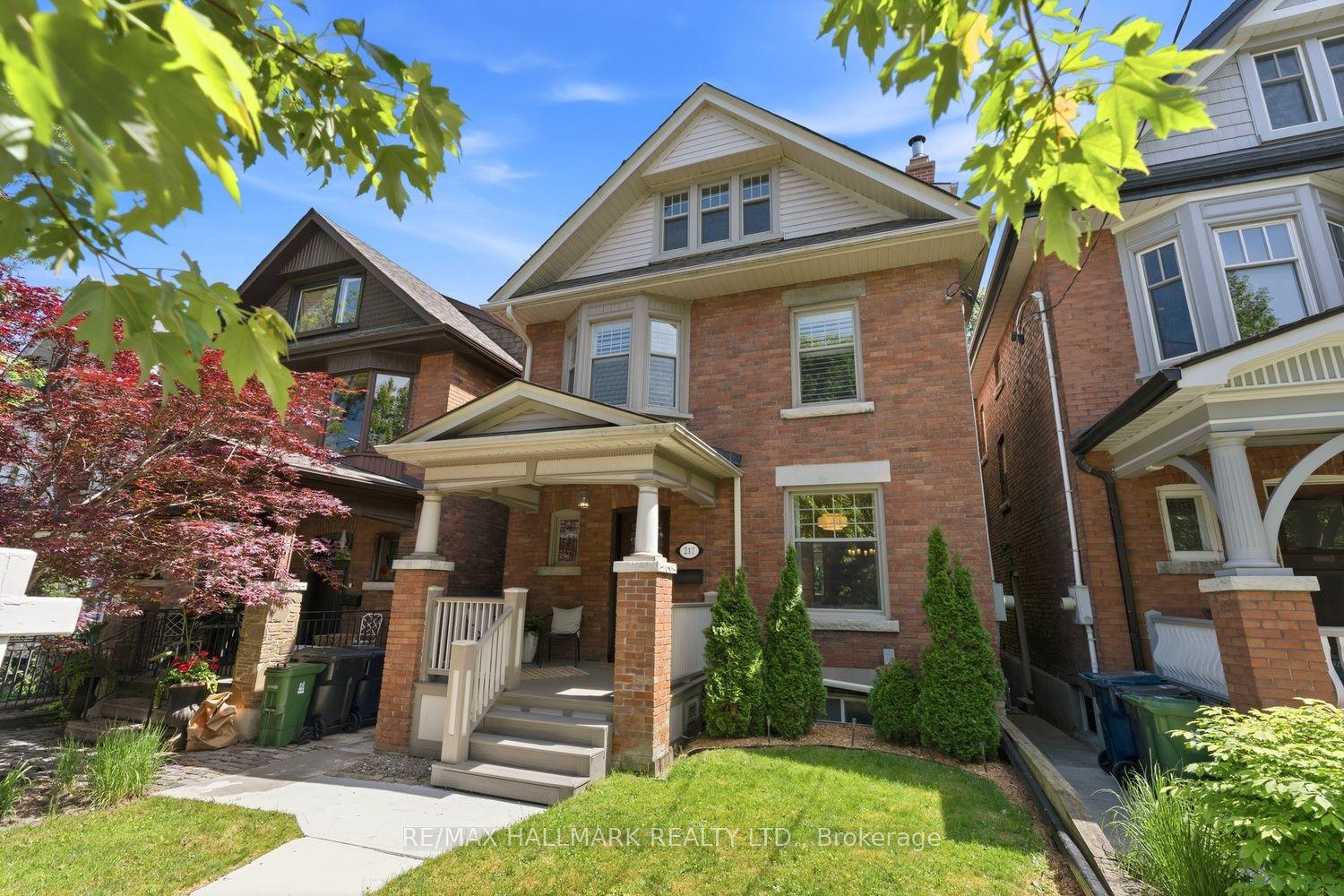 217 Humberside Avenue — photo 1