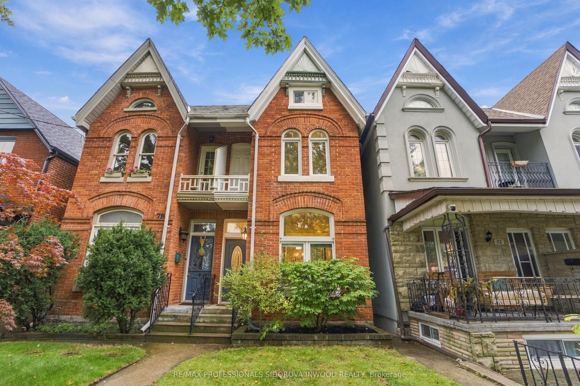 80 Laws Street, Toronto — Semi-Detached for sale, photo 1
