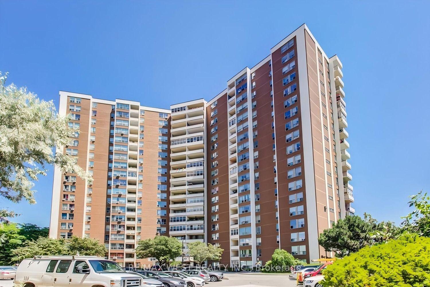 60 Pavane Linkway 805 #805, Toronto — Condo for lease, photo 1