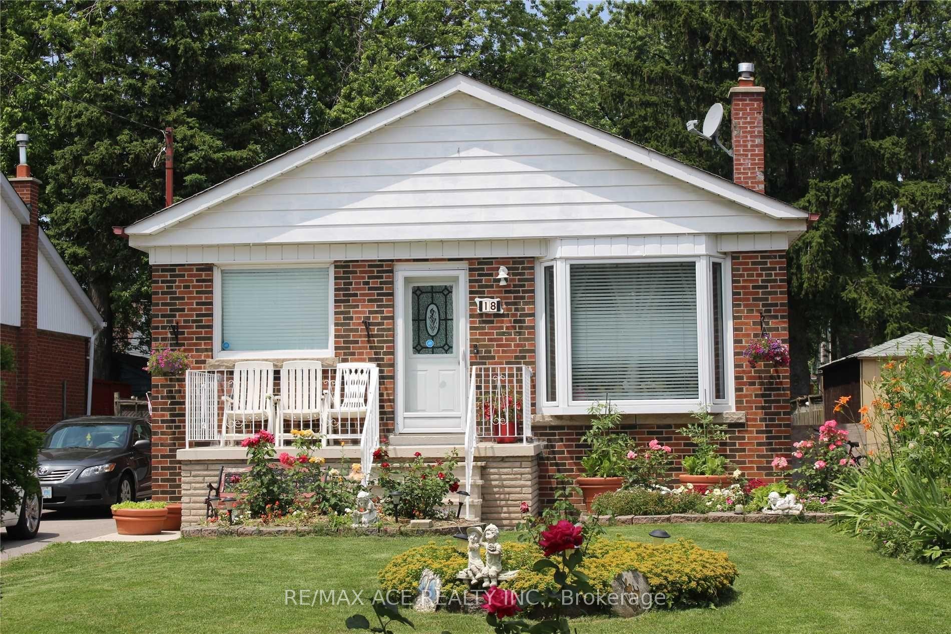 18 Mackinac Crescent Bsmt #Bsmt, Toronto — Detached for lease, photo 1