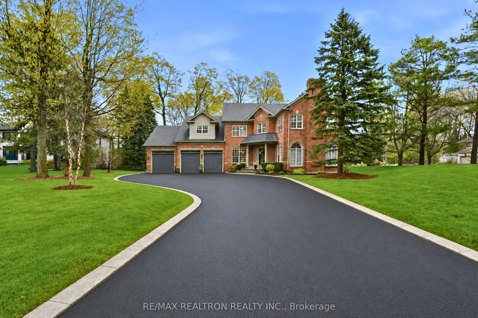 4 Lenarthur Court — photo 1