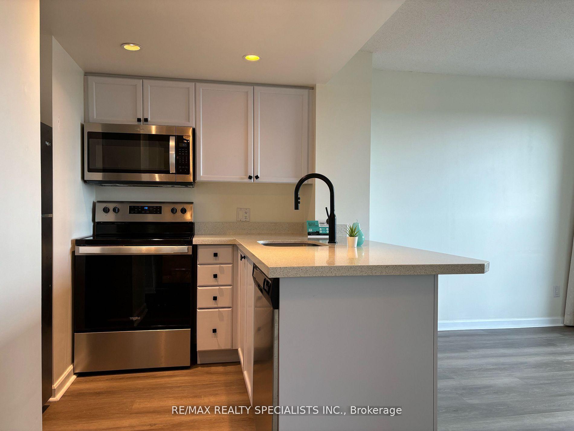 8 Park Road 2203 #2203, Toronto — Condo for lease, photo 1