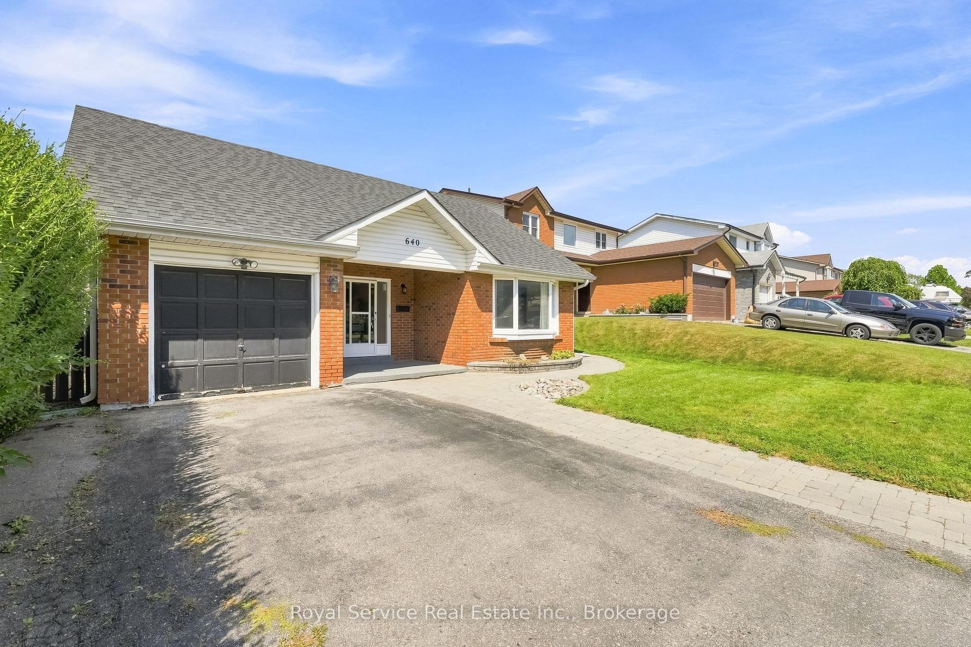 640 Hillcroft Street, Oshawa — Detached for sale, photo 1