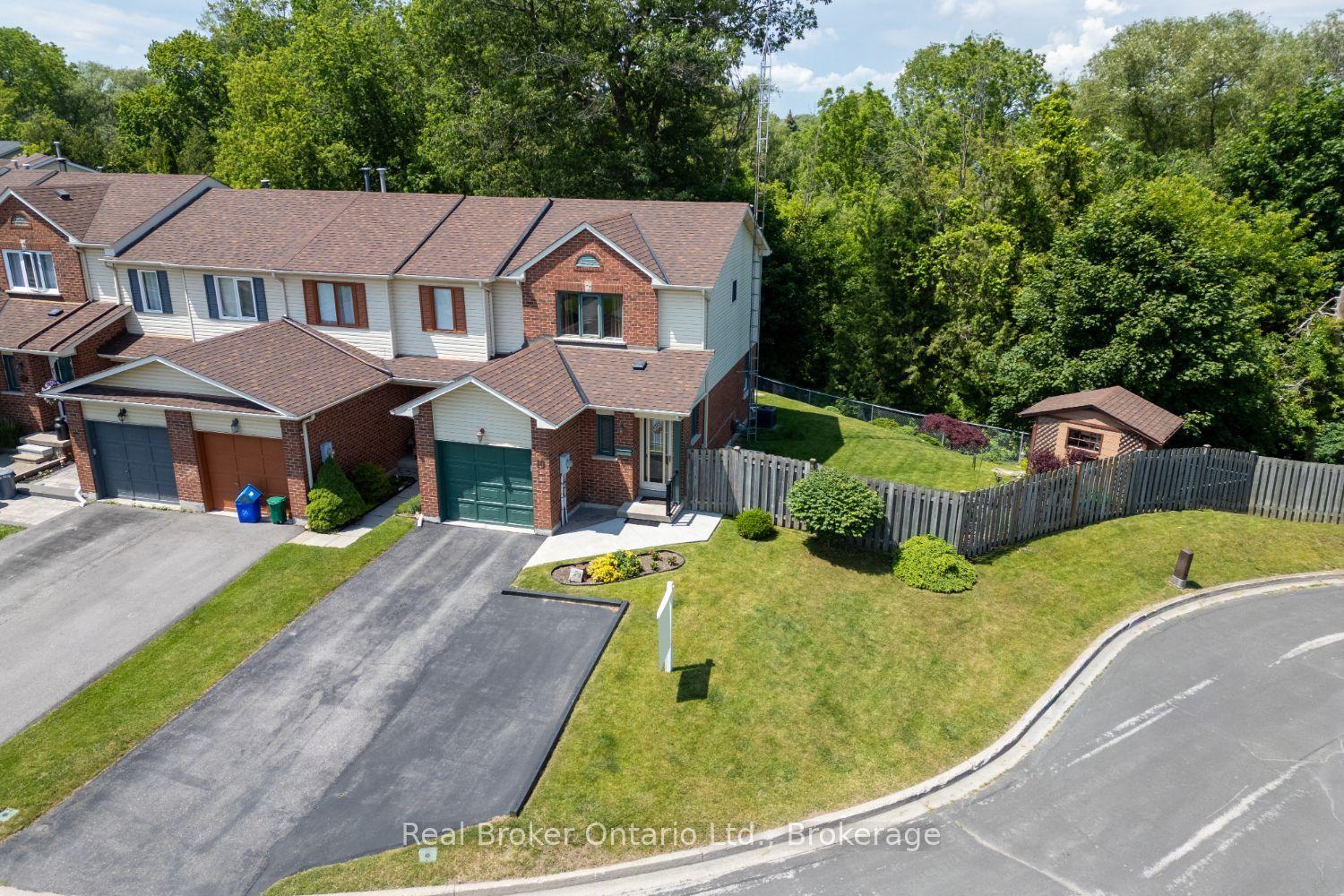 10 Climie Court — photo 1