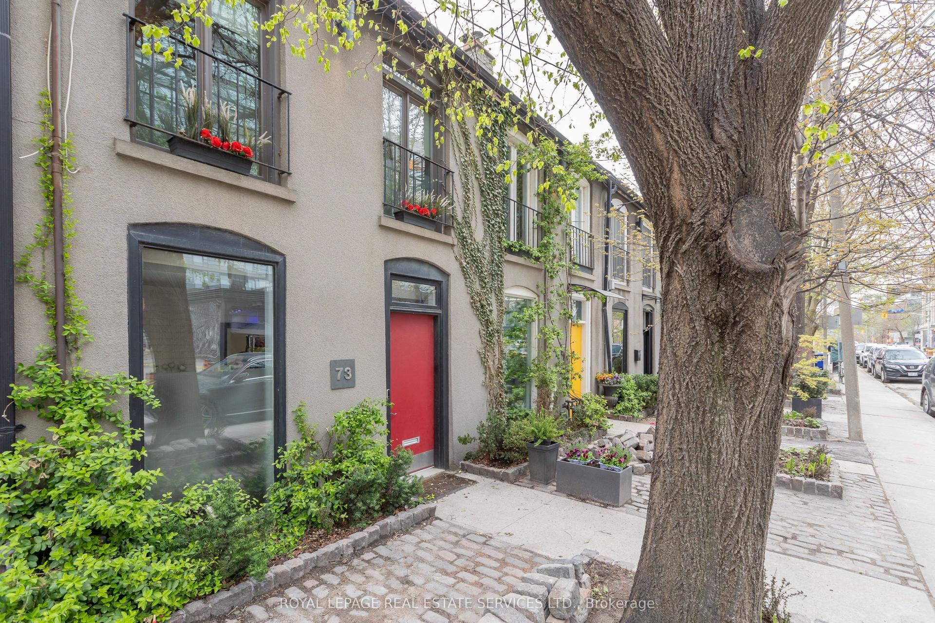 73 Berkeley Street — photo 1