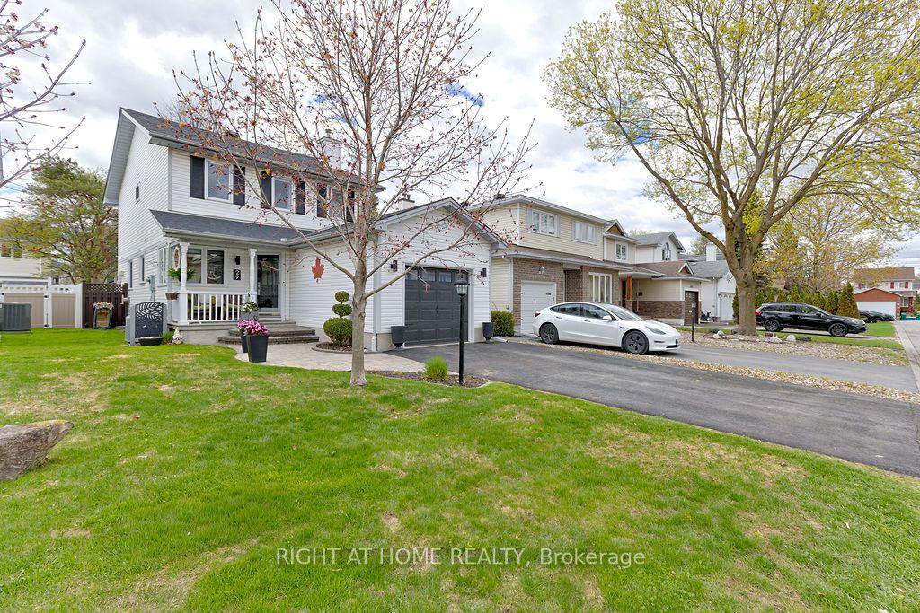 29 Peacock Crescent — photo 1