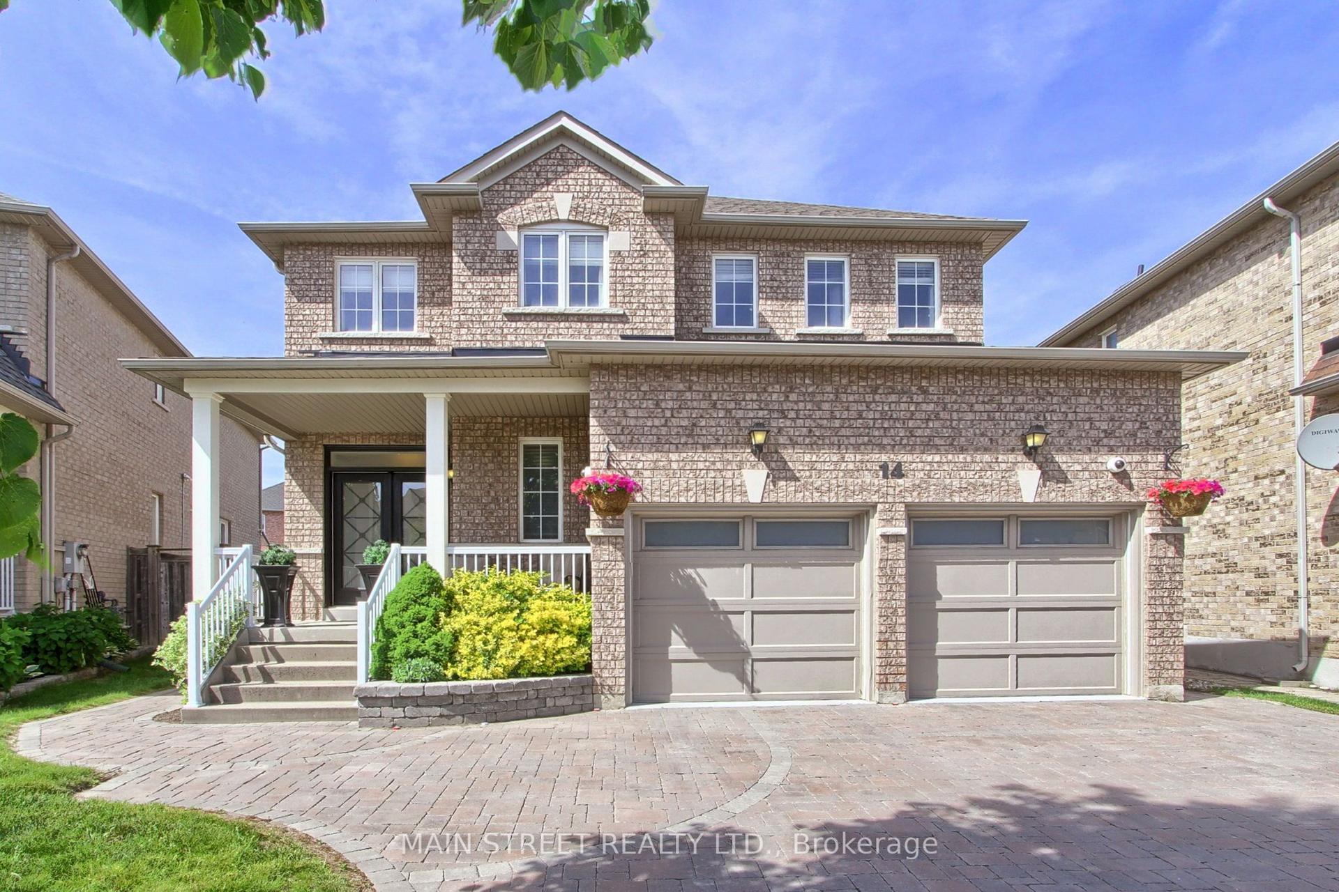 14 Reginald Lamb Crescent — photo 1