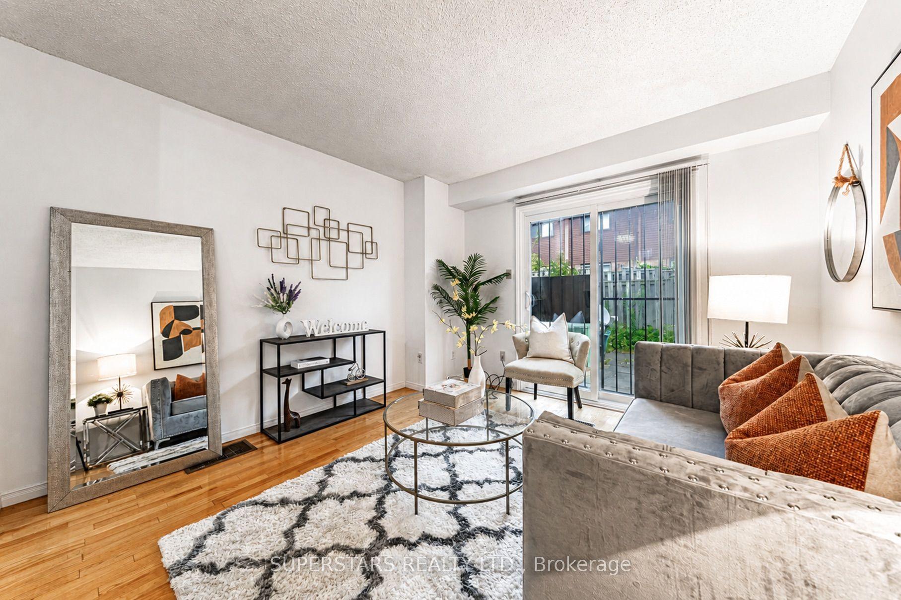 275 Broadview Avenue 10 #10, Toronto — Condo Town for sale, photo 1