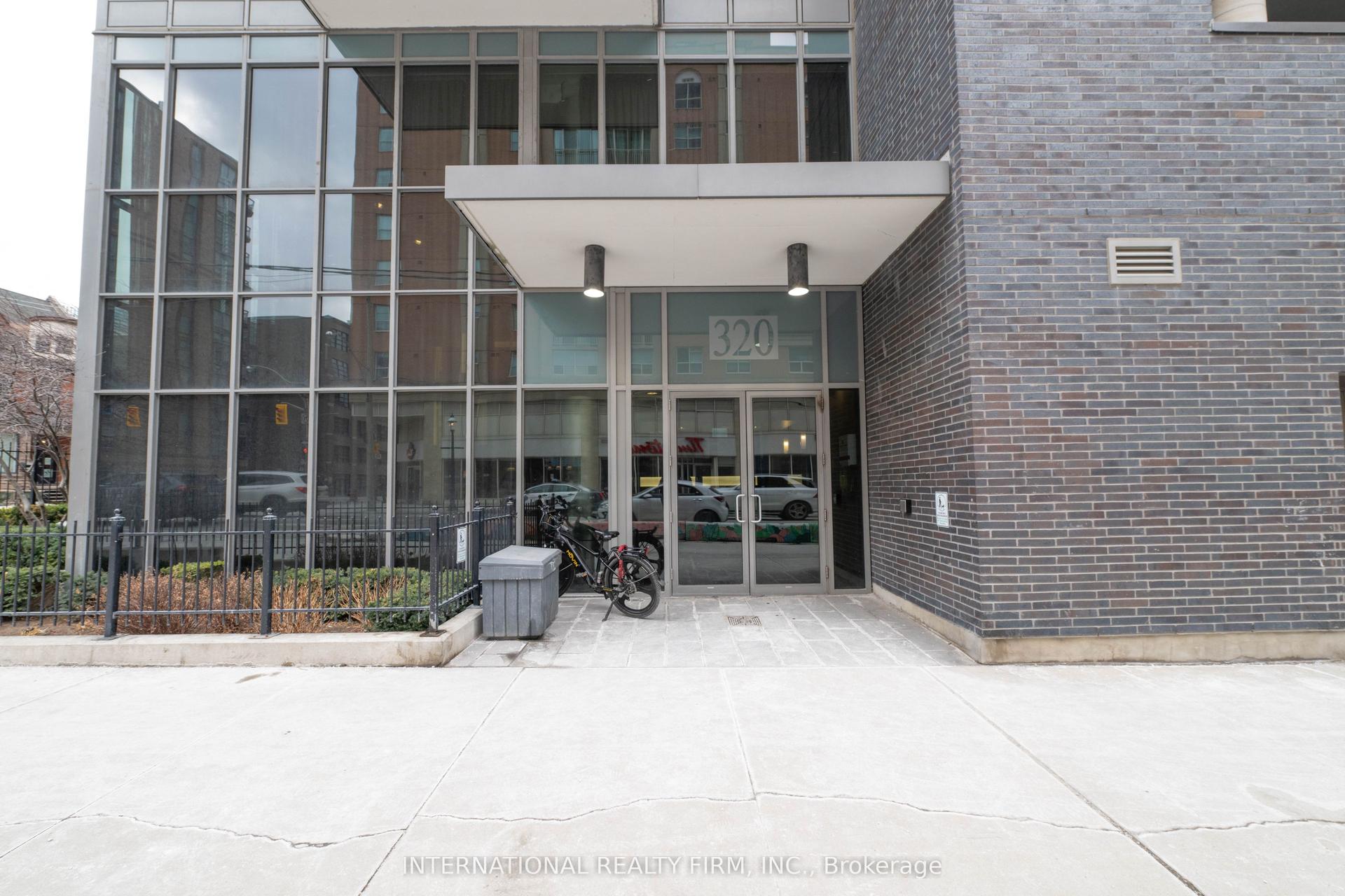 320 Richmond Street E 208 #208 — photo 1