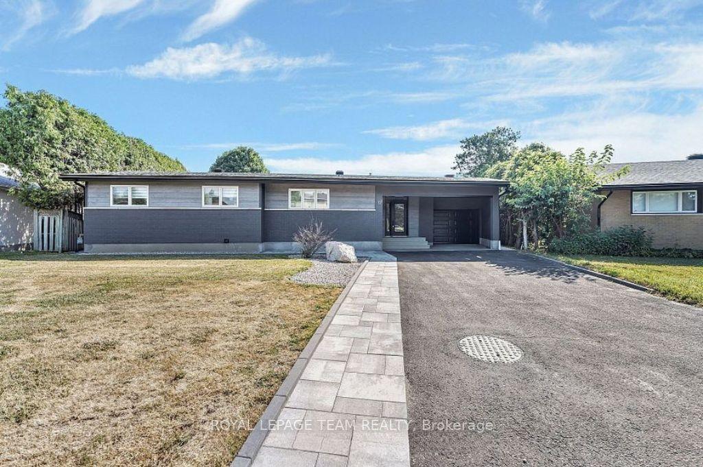 12 Largo Crescent — photo 1