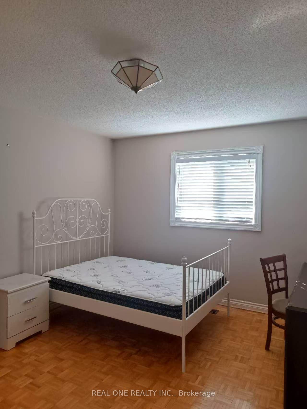 5672 Shillington Drive Room 1 #Room 1 — photo 1