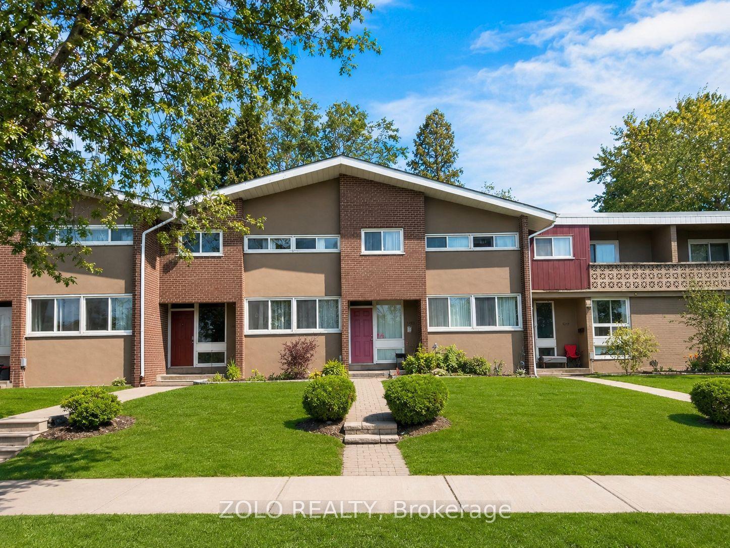 3250 The Credit Woodlands N/A 16 #16 — photo 1