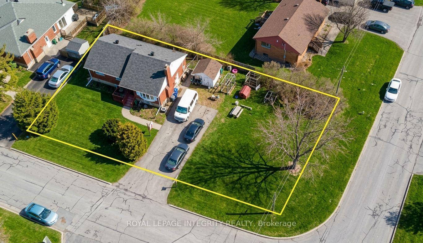 176 OAKRIDGE Boulevard, Meadowlands - Crestview and Area — Land for sale, photo 1