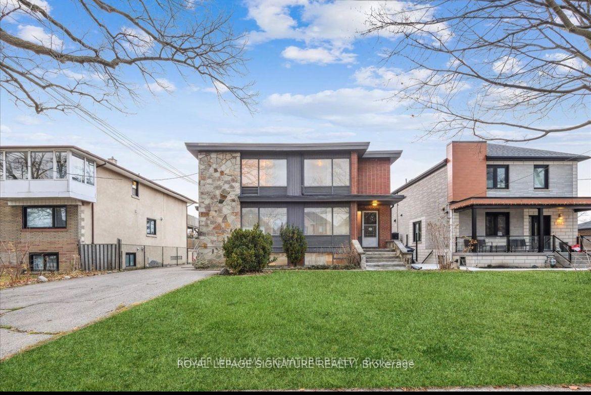 214 Queenslea Avenue 2nd floor #2nd floor, Toronto — Detached for lease, photo 1