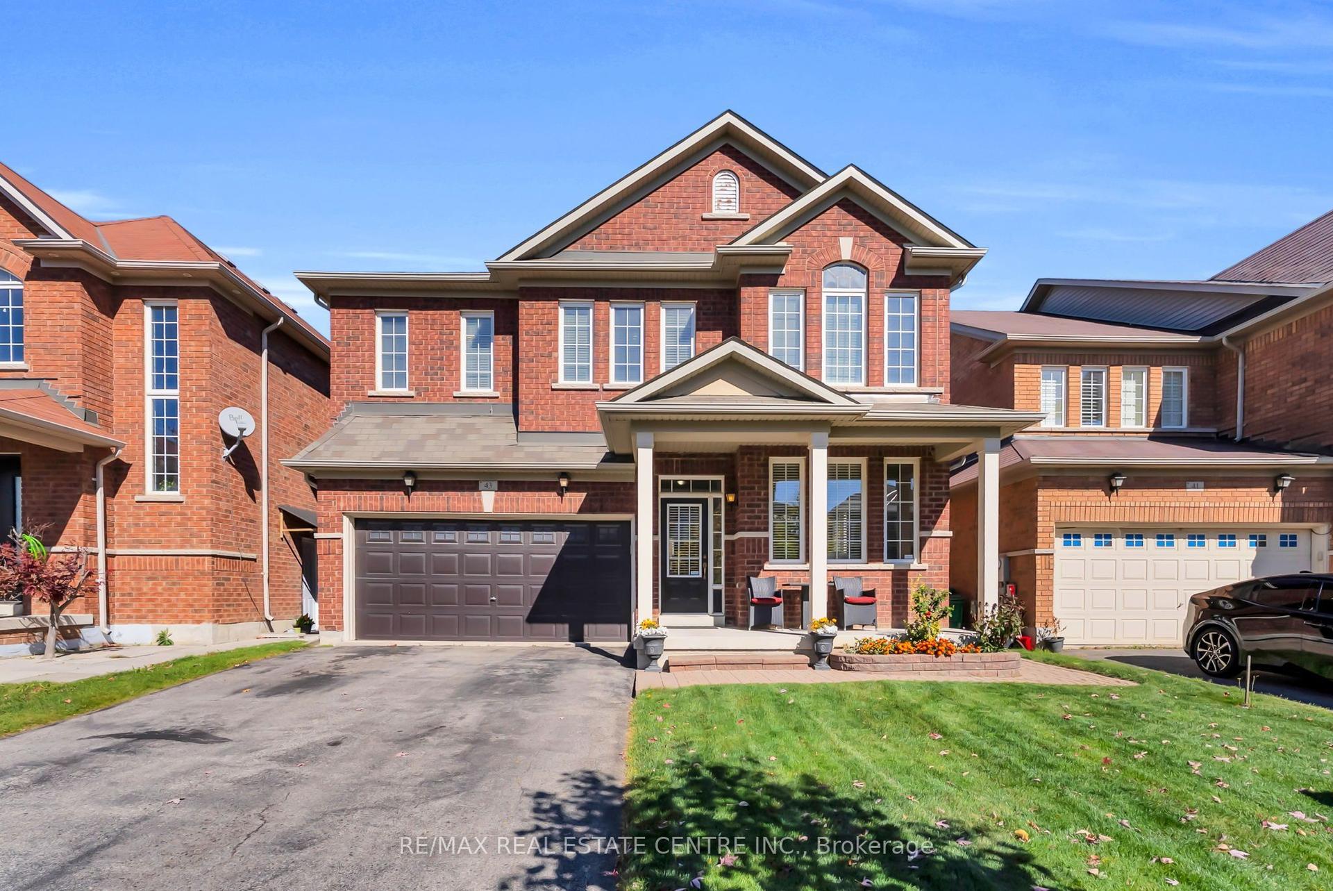 43 Delphinium Way, Brampton — Detached for sale, photo 1
