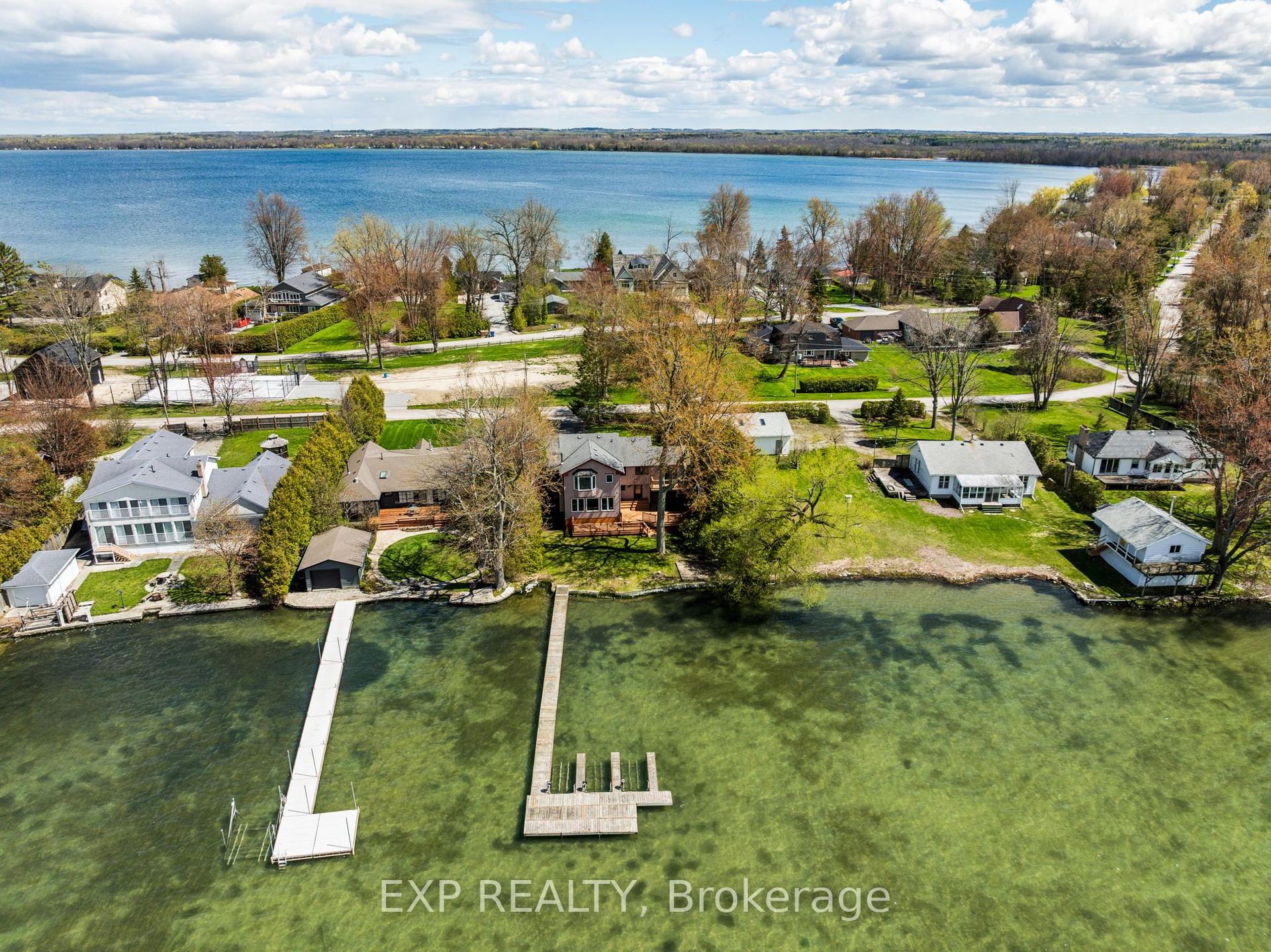 582 Duclos Point Road — photo 1