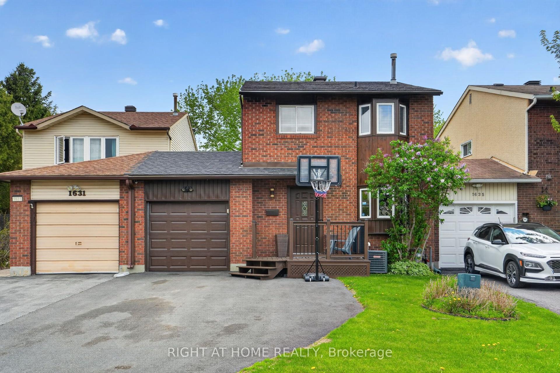 1633 Lafrance Drive, Orleans - Cumberland and Area — Townhouse for sale, photo 1