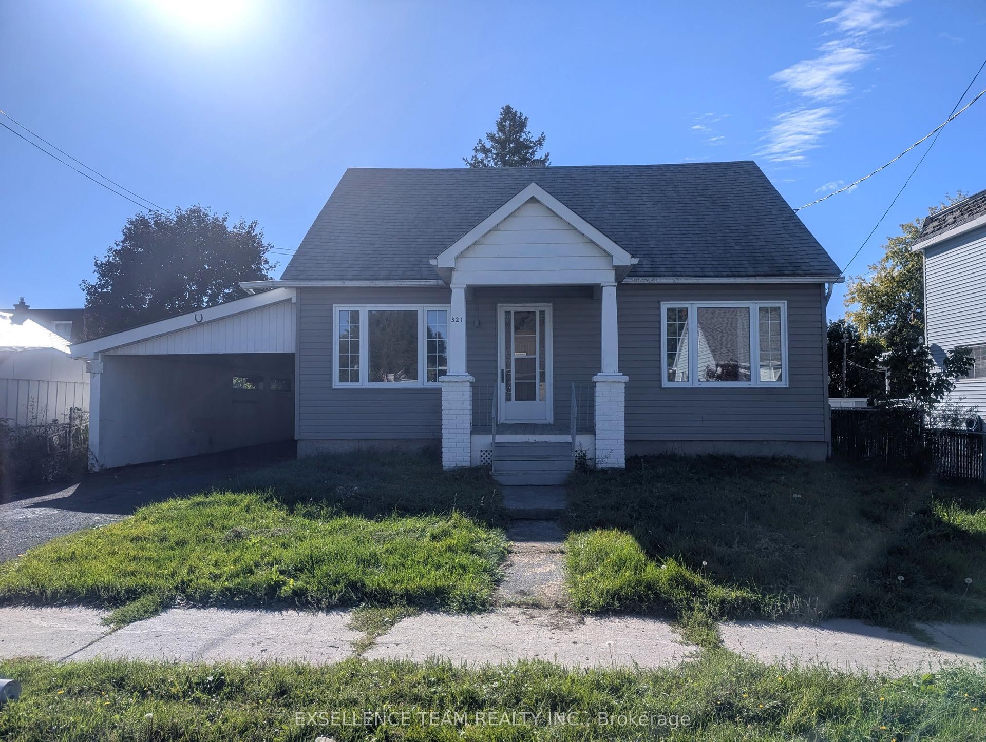 321 McLean Avenue, Cornwall — Detached for sale, photo 1