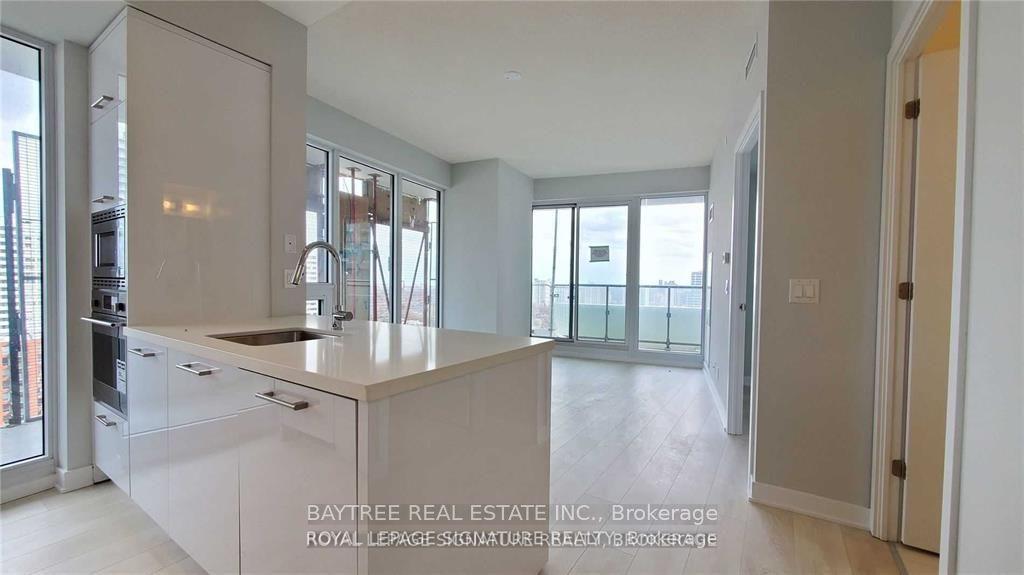 2221 Yonge Street 1203 #1203, Toronto — Condo for lease, photo 1